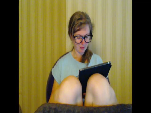 Live sex webcam photo for A_Girlie #253348603