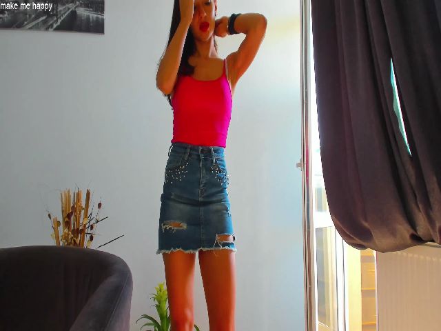 Live sex webcam photo for Roses_dream #255001631