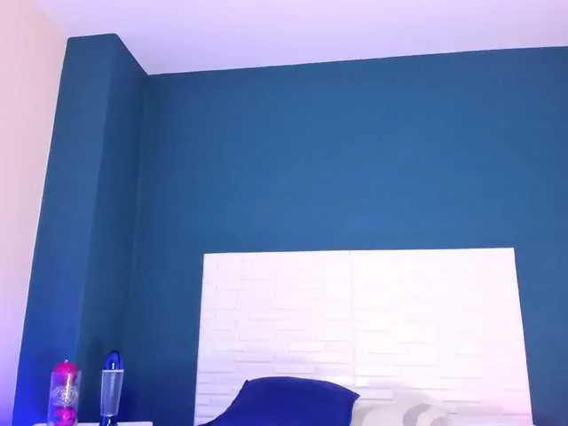 Live sex webcam photo for ViooletGreyy #251344264