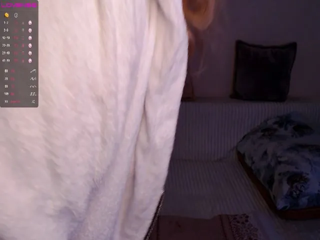 Live sex webcam photo for MarinaAbysss #256303199