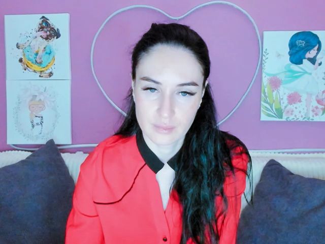 Live sex webcam photo for Lilly_Shine #258996547