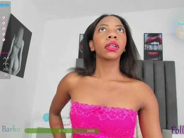 Live sex webcam photo for Meganbarko #251573821