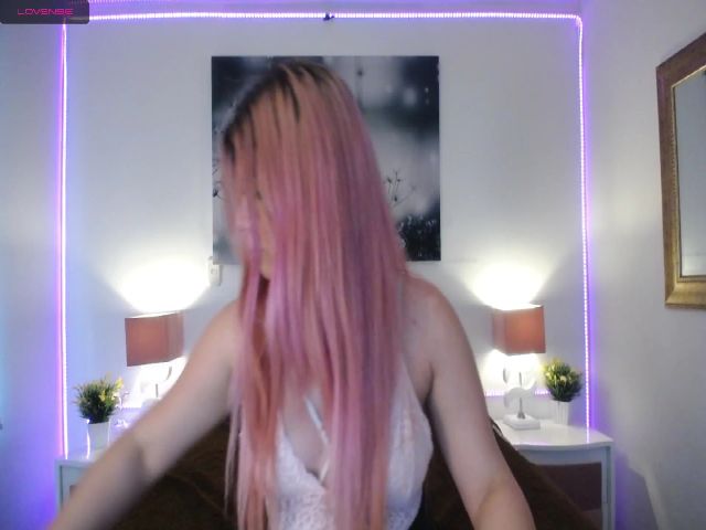 Live sex webcam photo for NicolSaenz #256267751