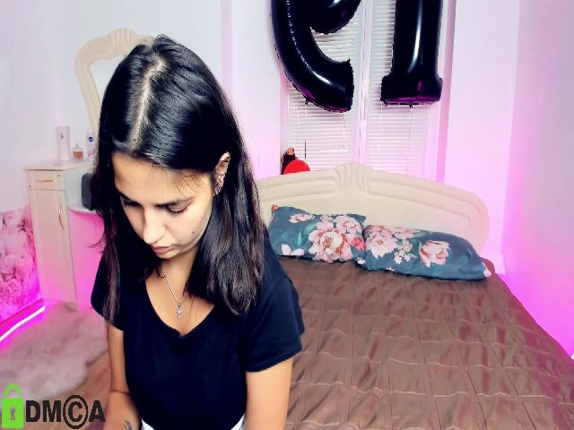 Live sex webcam photo for KortniLove #264206867