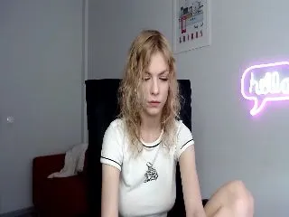 Live sex webcam photo for VanillaJenny #252076366