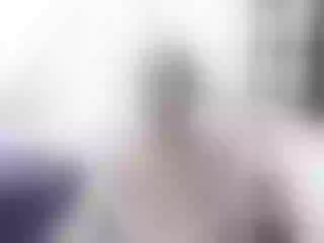Live sex webcam photo for lilyhung50 #253761667
