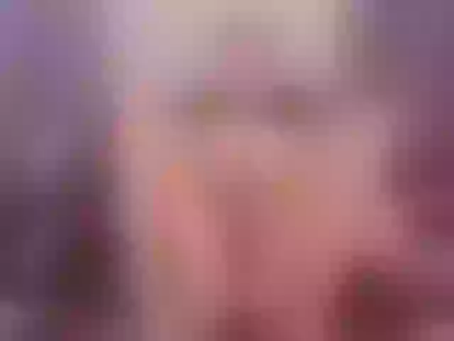 Live sex webcam photo for LeksWest #254075075
