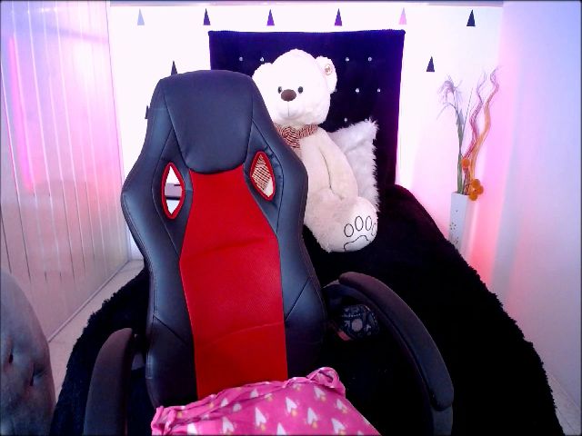 Live sex webcam photo for Samay_y #262197028