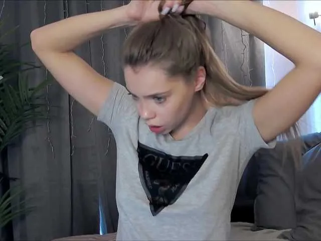 Live sex webcam photo for Coverme #241291732