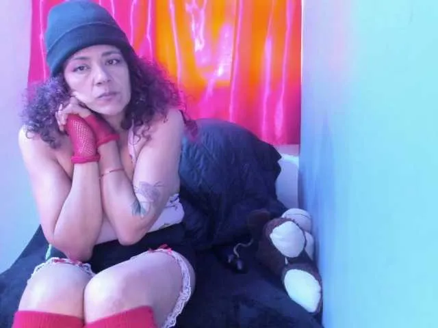 Live sex webcam photo for katrina-lov #241373913