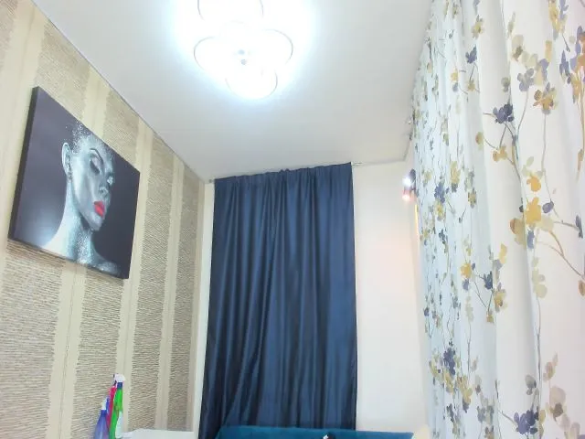 Live sex webcam photo for JessyJ_ #259182528