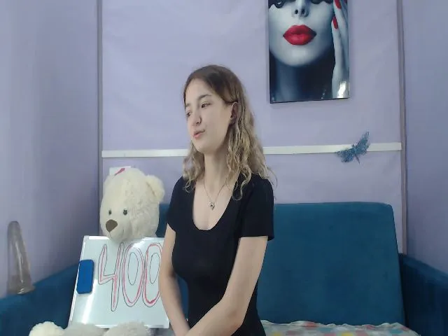 Live sex webcam photo for Bonnikukla #252738820