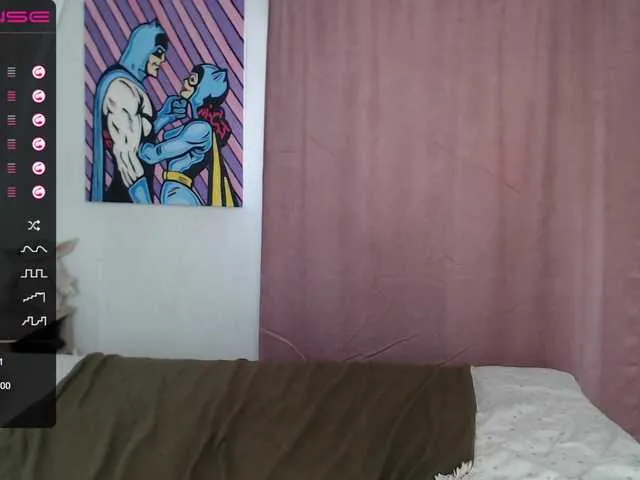 Live sex webcam photo for -MaybeBaby- #241708817