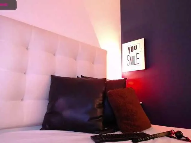 Live sex webcam photo for ArannaMartine #243487961