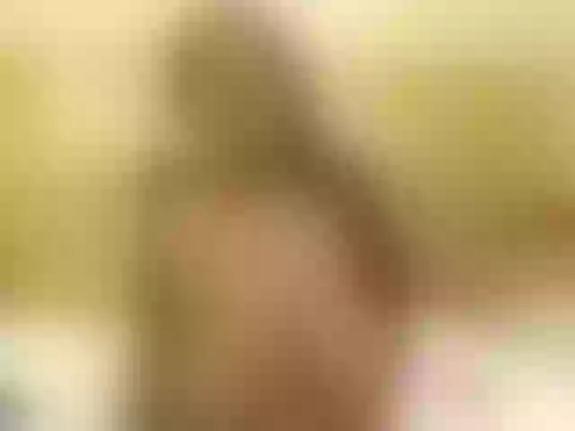 Live sex webcam photo for SweettEbony #245446262