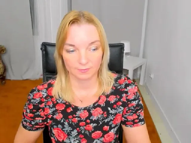 Live sex webcam photo for ReganLovely #265511981