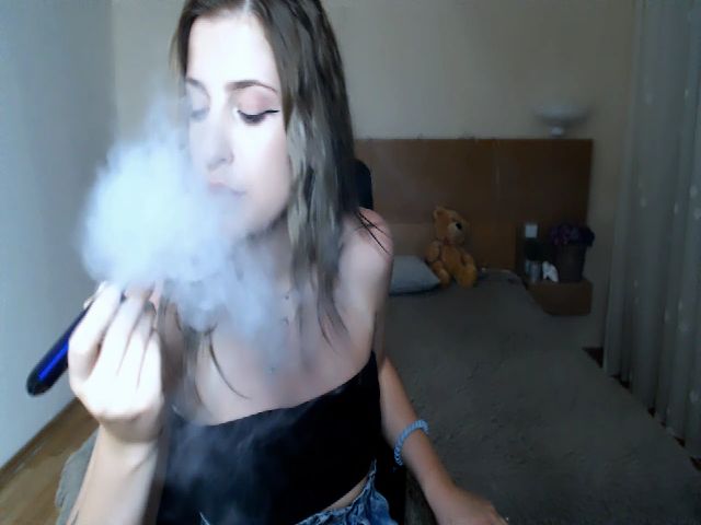 Live sex webcam photo for Sofia__White #259624141