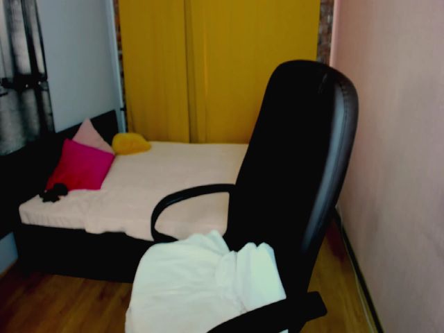 Live sex webcam photo for Chloe_Benson #254082100