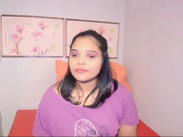 Live sex webcam photo for Indiankimmy #255582540