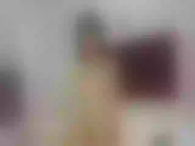 Live sex webcam photo for LittleRed2u #263455278