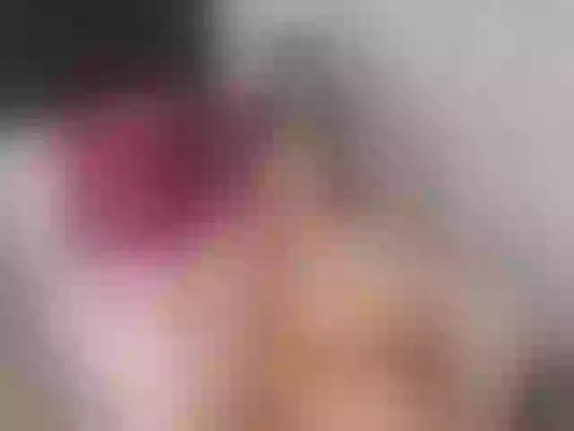 Live sex webcam photo for StormiSquirt #255791603