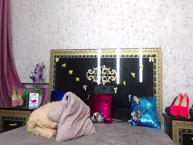 Live sex webcam photo for LyLeonor #254622094