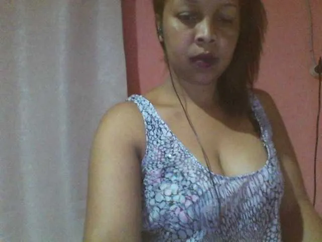 Live sex webcam photo for big-ass-sexy #250160774