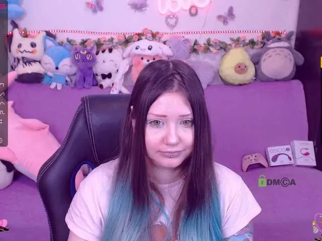 Live sex webcam photo for LittleKitsune #243142413