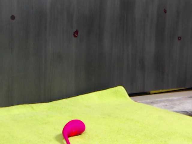 Live sex webcam photo for Roselyn25 #243185014