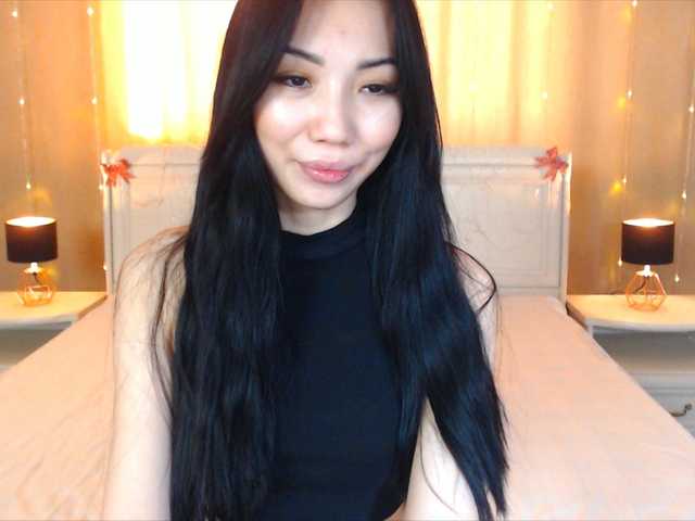 Live sex webcam photo for ChoSarang #241350477