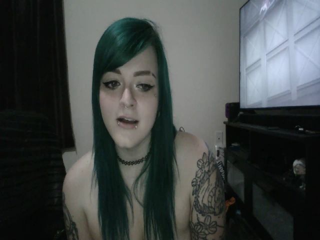 Live sex webcam photo for FloraSky #264764992