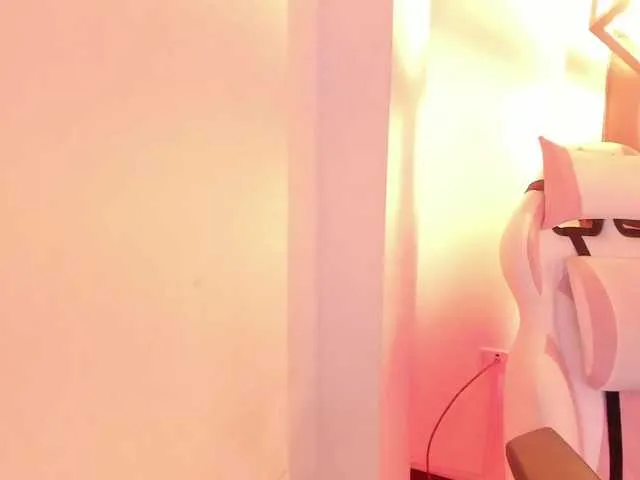 Live sex webcam photo for Catalina-jade #254320903