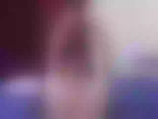 Live sex webcam photo for SylvieMilf #253865630