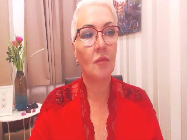 Live sex webcam photo for LadyXAnna #255145128