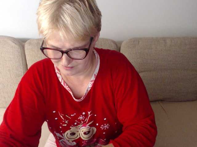 Live sex webcam photo for klasyadelle #245754698