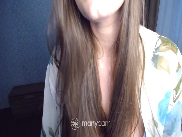 Live sex webcam photo for FragileAngel_ #256335172