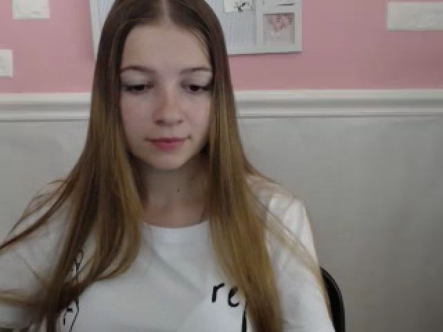 Live sex webcam photo for EmiStern #259809602