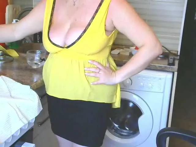 Live sex webcam photo for rosewind8 #255252846