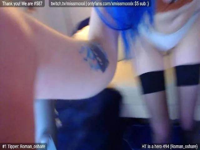 Live sex webcam photo for XMissMoxxiX #254370271