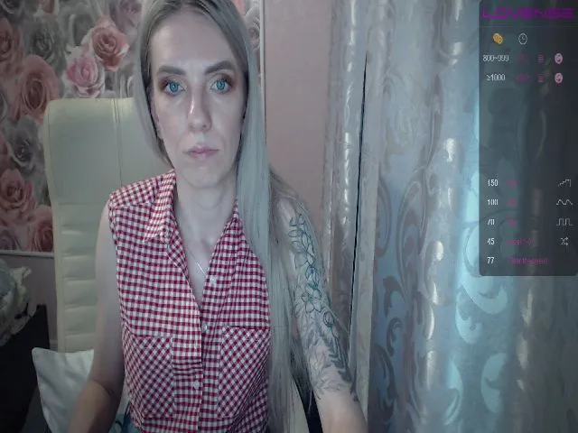 Live sex webcam photo for MaryJaness #255450497