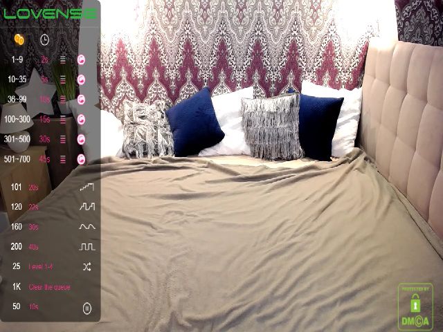 Live sex webcam photo for Cute_Crystal_ #259080603