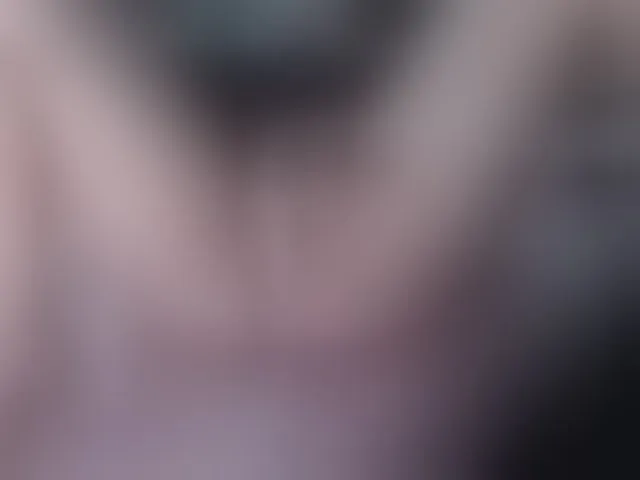 Live sex webcam photo for adri14-1 #254561523