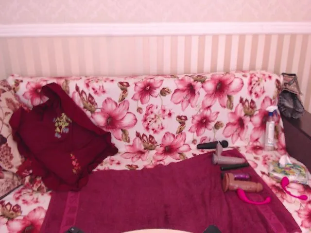 Live sex webcam photo for BraveSpirit4u #265423748