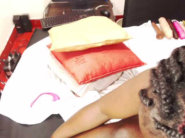 Live sex webcam photo for EbonySexxx #249162295