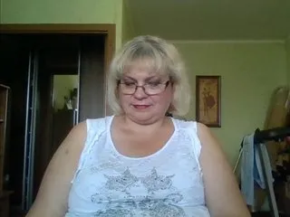 Live sex webcam photo for LOLA88888 #240540641