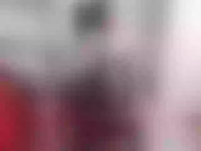 Live sex webcam photo for JullieMilf #257493027