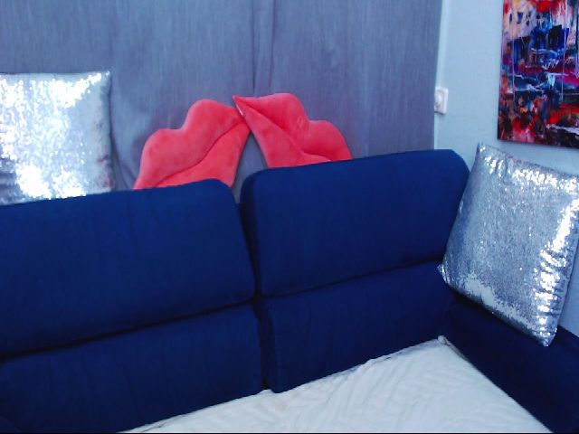 Live sex webcam photo for SweetOrangeK #265430997