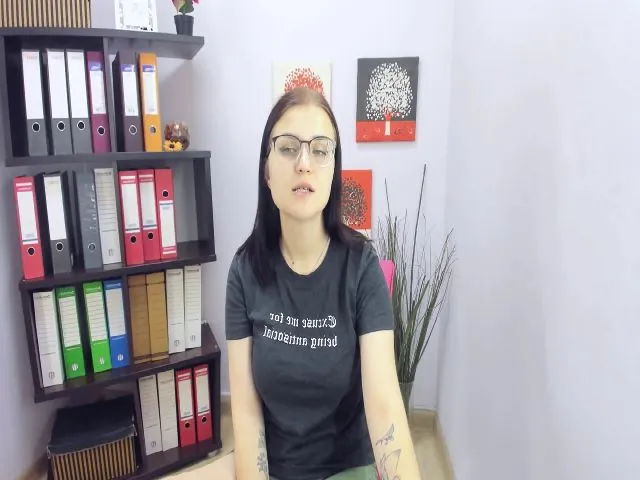 Live sex webcam photo for EvaMild #254696511
