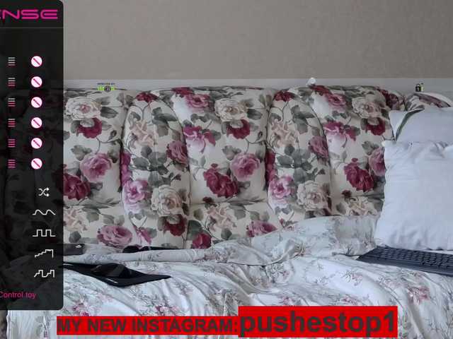 Live sex webcam photo for --Success-- #261185269