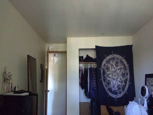 Live sex webcam photo for LilithLucid #260904355